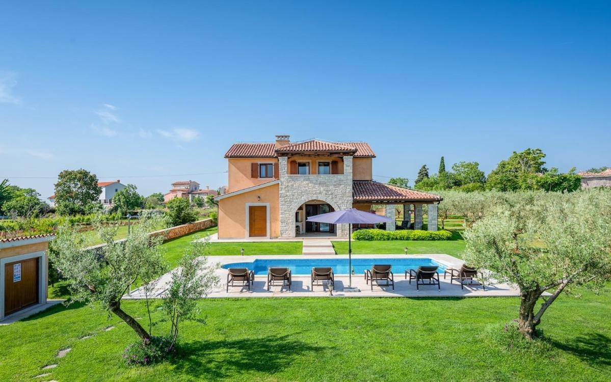 Villa Oliveta By Istrialux Filipana Extérieur photo