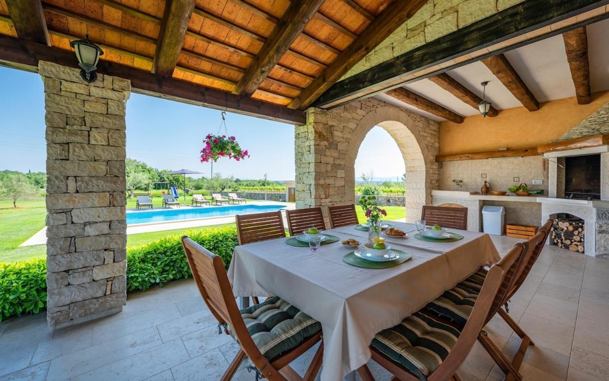Villa Oliveta By Istrialux Filipana Extérieur photo